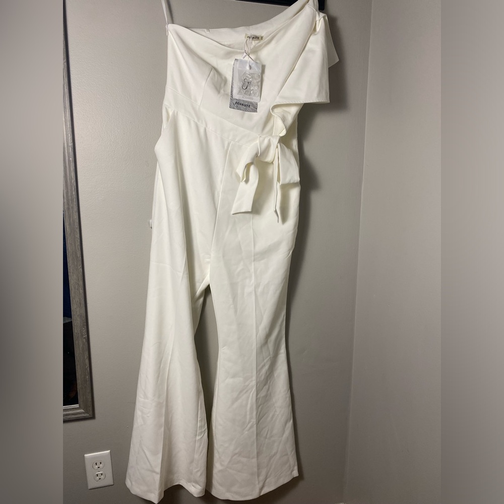 Fehaute Women White Bow One Shoulder Wide-Leg Wedding Bridal Jumpsuit size 8 NWT